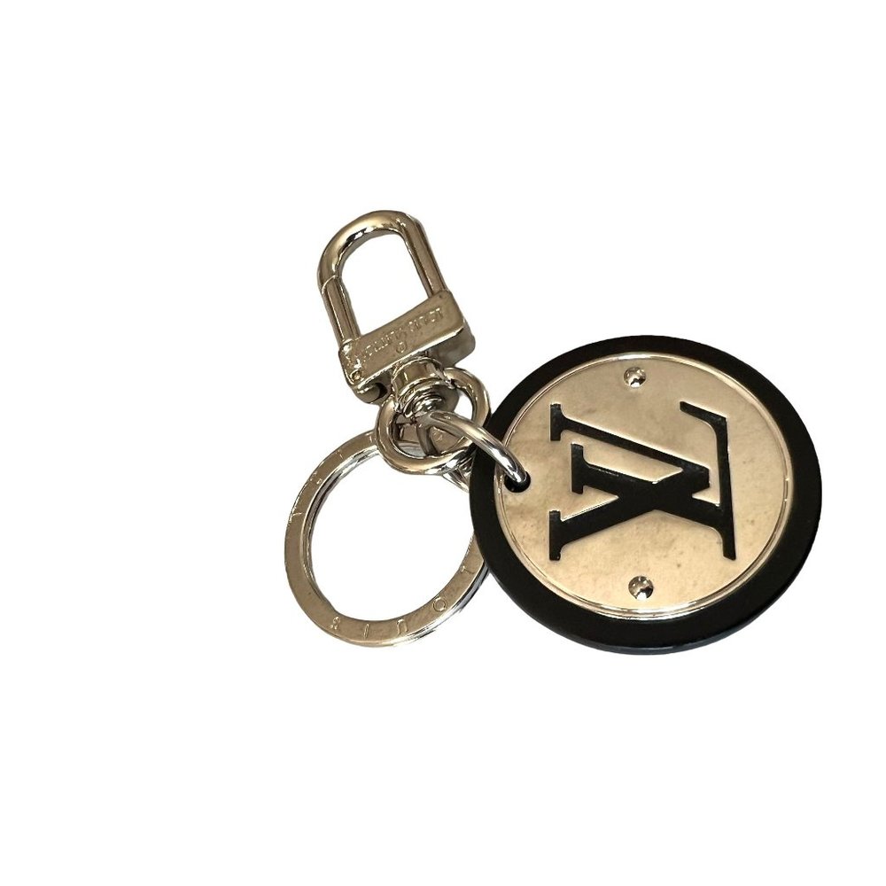 Louis Vuitton LV Circle Key Ring Charm  1154